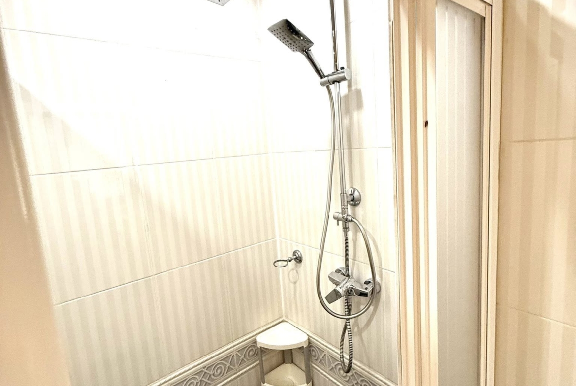 2-Bed 2-Bath 118.2 sqm Condo for Rent 60K THB at Supreme Ville, Near Chong Nonsi BTS