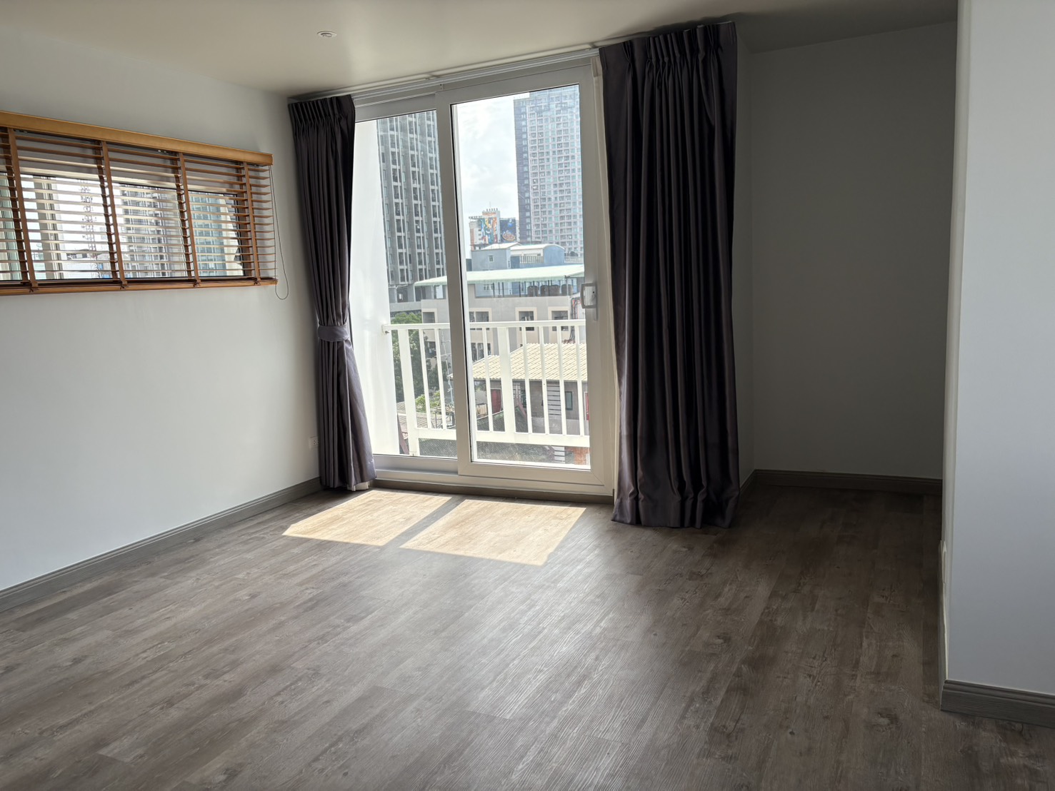 2-Bed 2-Bath 96 sqm JC Tower Condo Near BTS Thong Lo – For Sale 6.9M THB