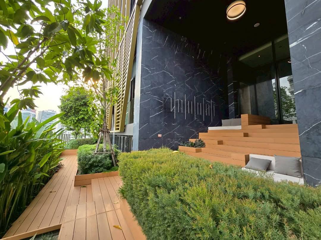 2-Bed 2-Bath 60 sqm Condo at Noble State 39 near BTS Phrom Phong for Rent 68K THB