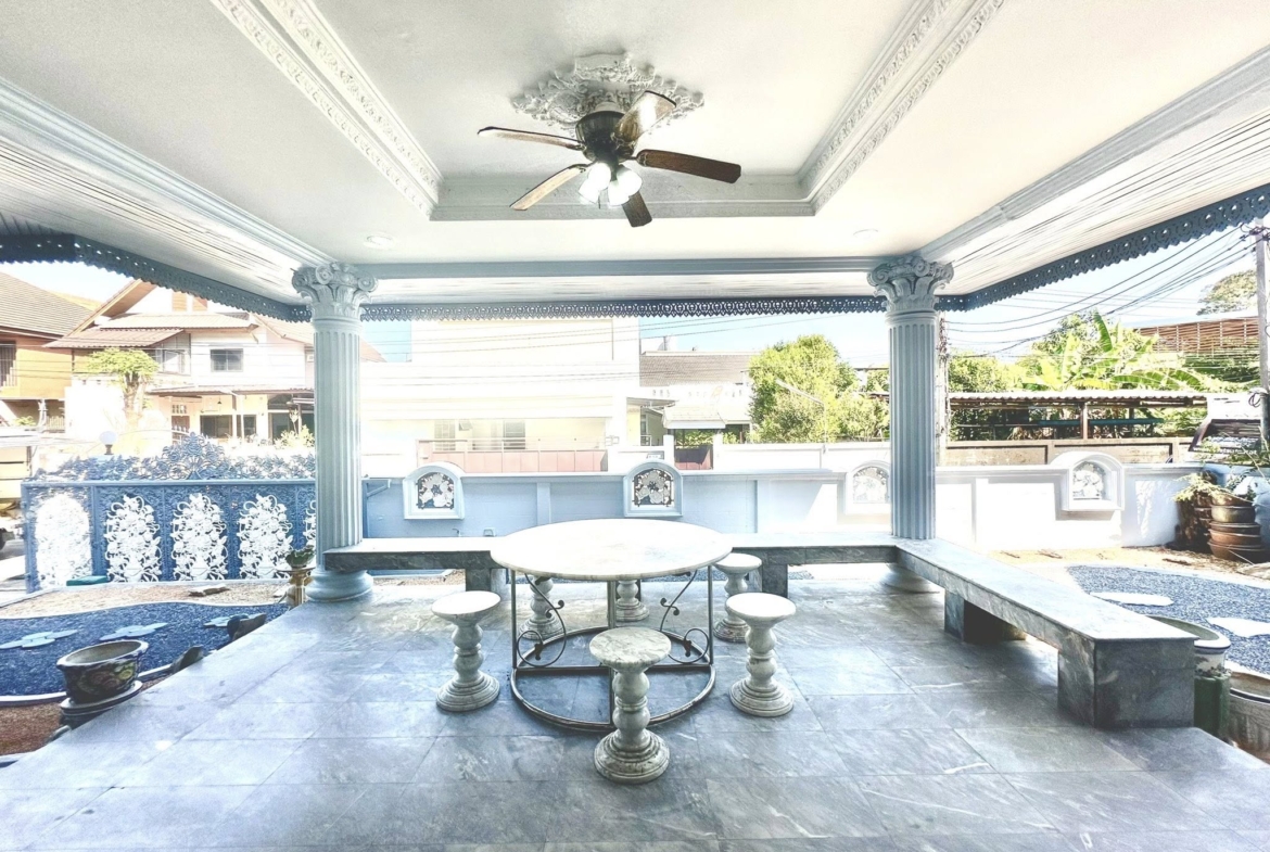 7-Bed 5-Bath 900 sqm House for Rent 90K THB at Borommaratchachonnani, Near BTS Bang Wa