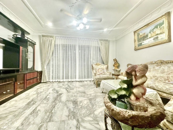 7-Bed 5-Bath 900 sqm House for Rent 90K THB at Borommaratchachonnani, Near BTS Bang Wa