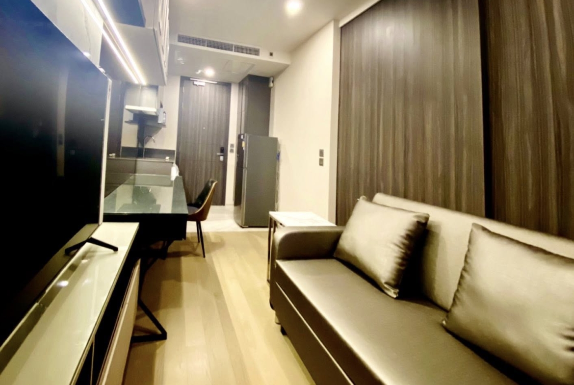 1-Bed, 1-Bath, 35 sqm, Ashton Asoke Condo, for Rent, 35K THB, Next to Sukhumvit MRT