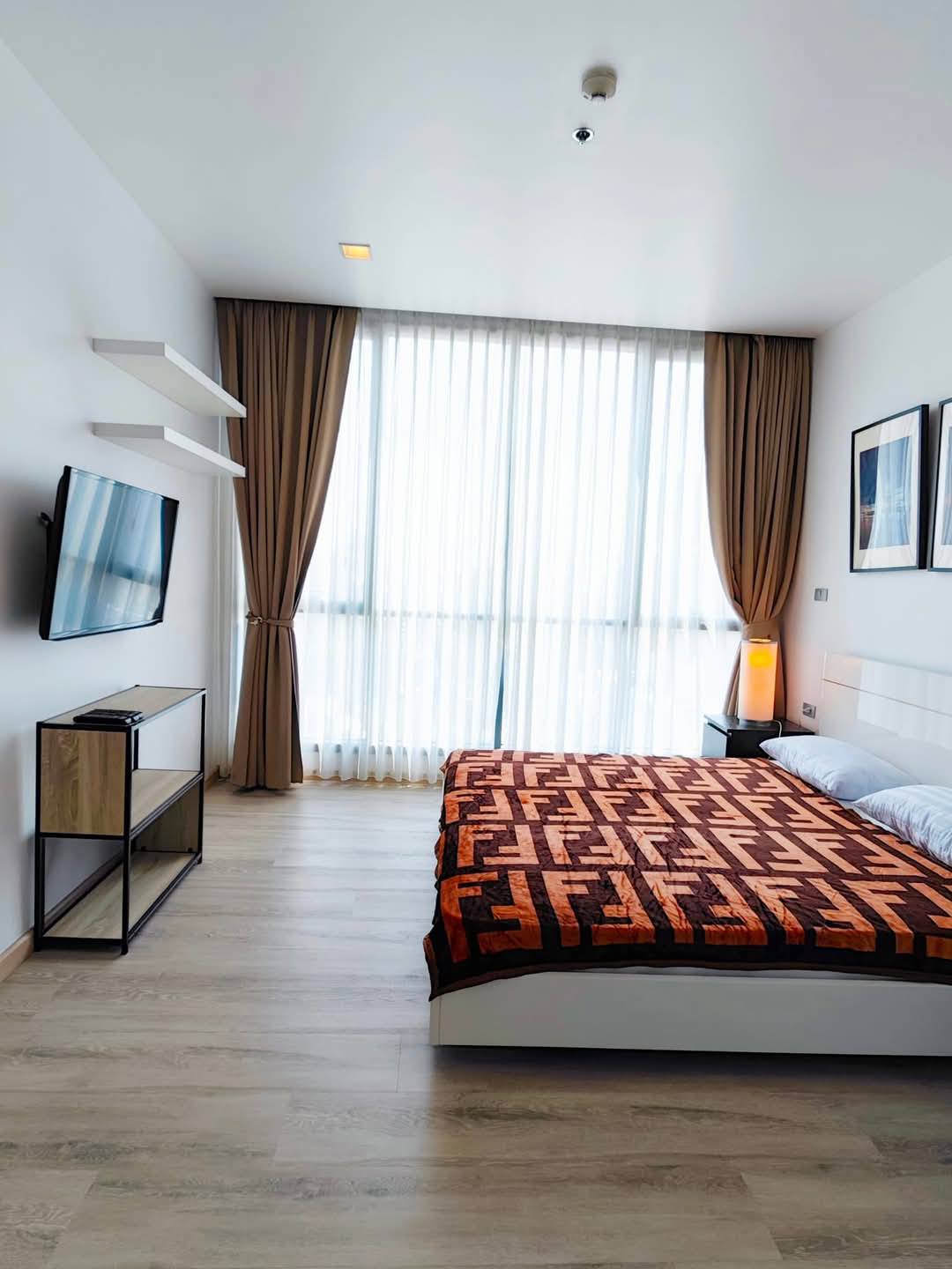 2-Bed 2-Bath 84sqm Condo at Hyde Sukhumvit 13 Near BTS Nana/Asoke – Rent 60K THB / Sale 17.5M THB