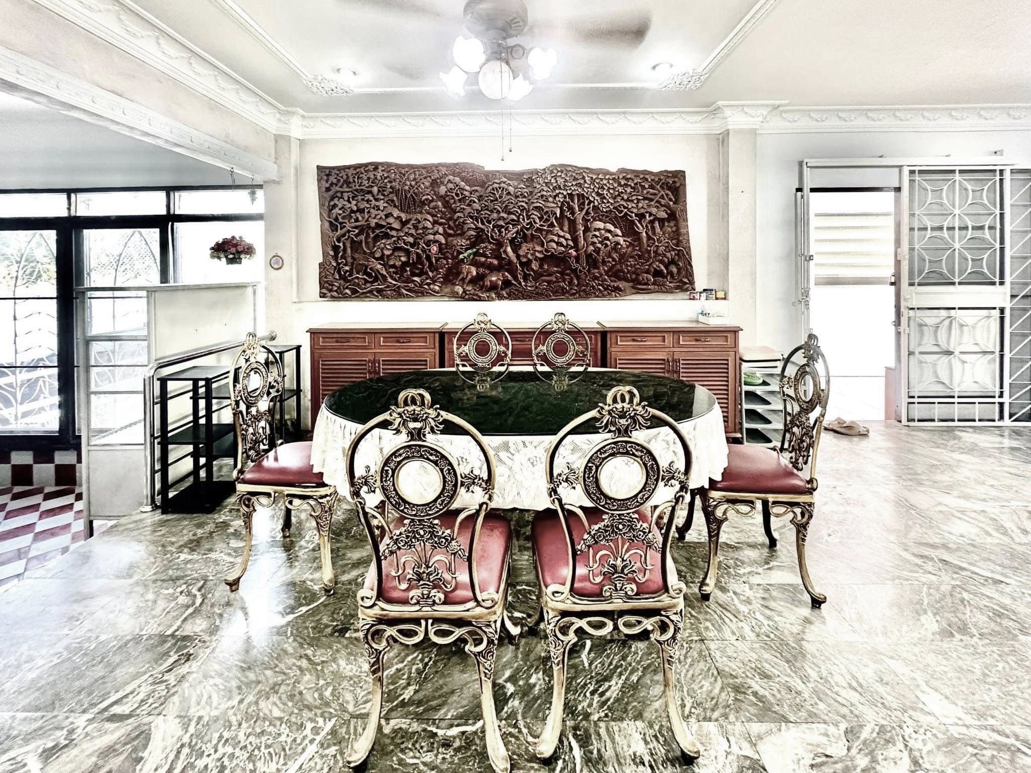 7-Bed 5-Bath 900 sqm House for Rent 90K THB at Borommaratchachonnani, Near BTS Bang Wa