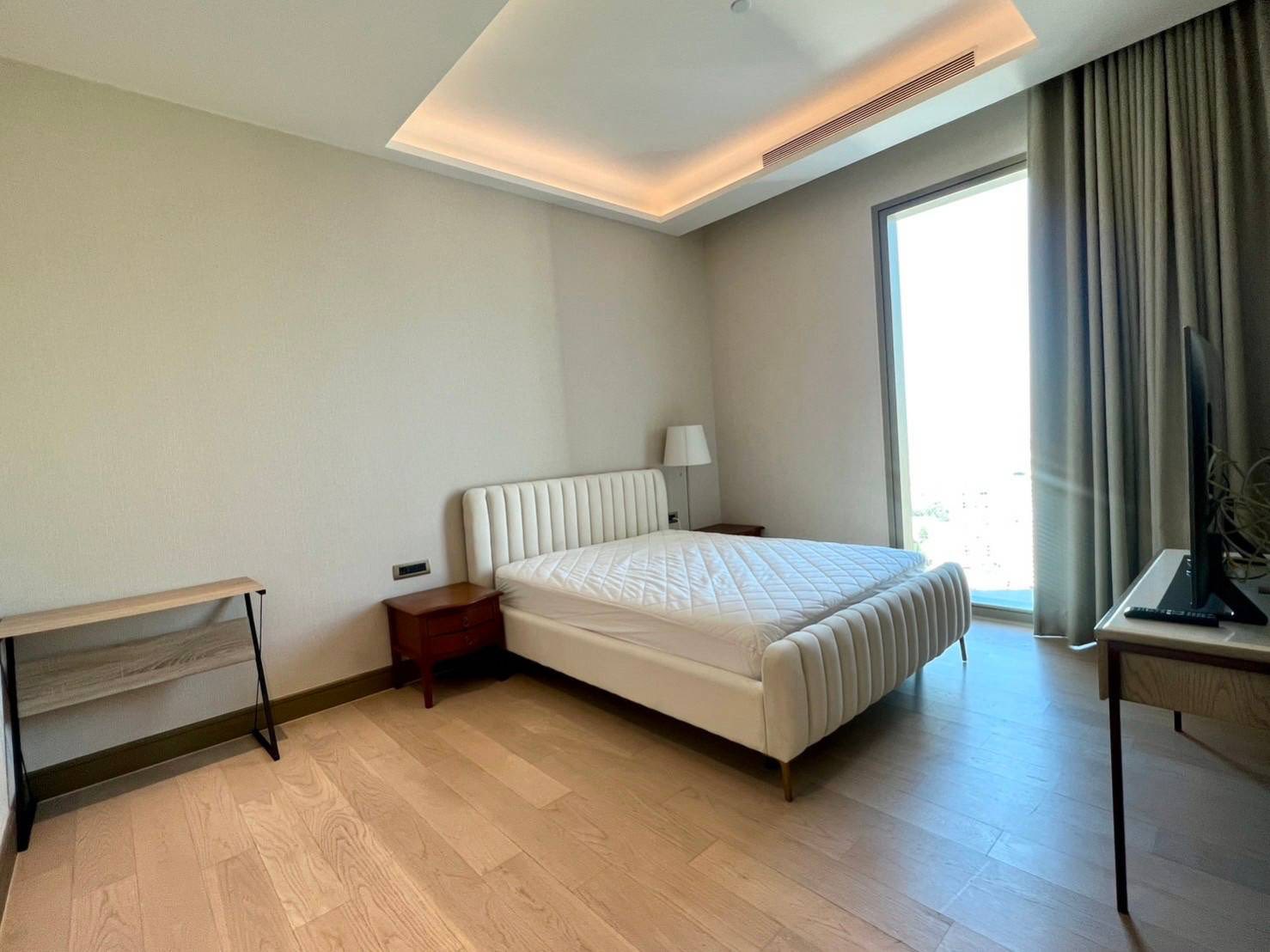 2BR 2BA 151.7sqm Condo for Rent at The Residences at Mandarin near BTS Krung Thon Buri – 250,000 THB/month