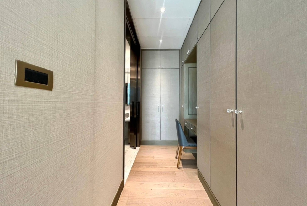 2BR 2BA 151.7sqm Condo for Rent at The Residences at Mandarin near BTS Krung Thon Buri – 250,000 THB/month