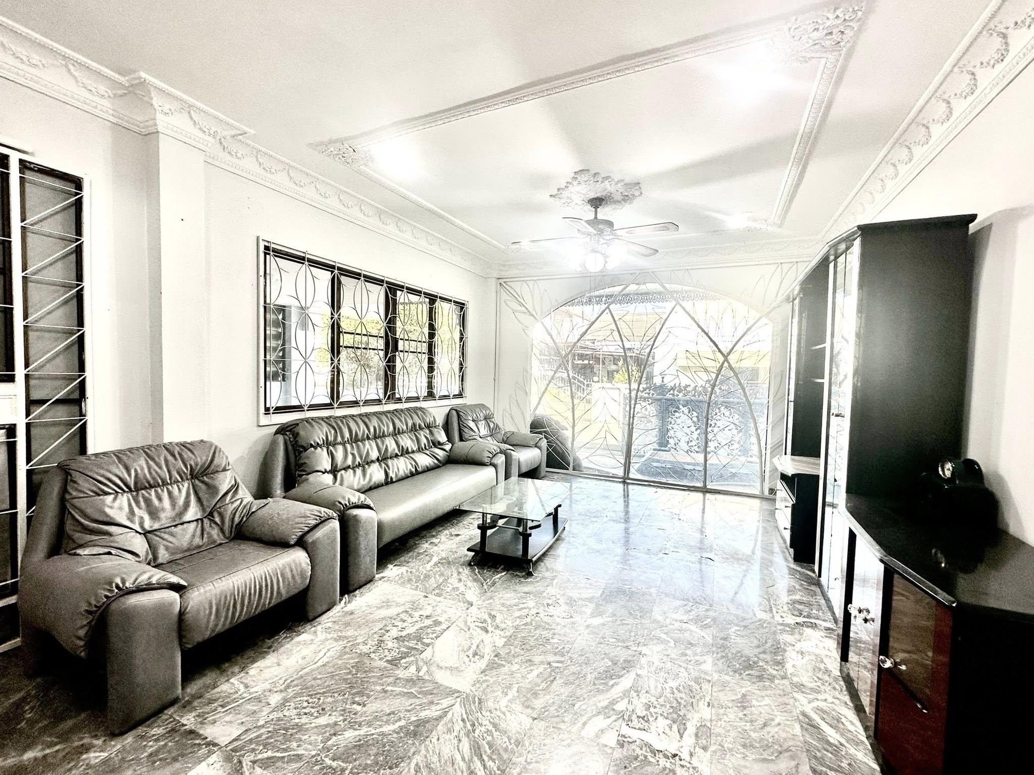 7-Bed 5-Bath 900 sqm House for Rent 90K THB at Borommaratchachonnani, Near BTS Bang Wa