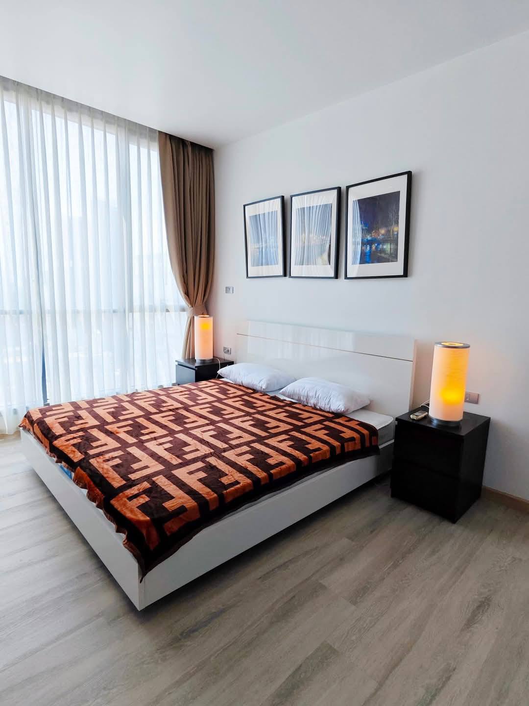 2-Bed 2-Bath 84sqm Condo at Hyde Sukhumvit 13 Near BTS Nana/Asoke – Rent 60K THB / Sale 17.5M THB