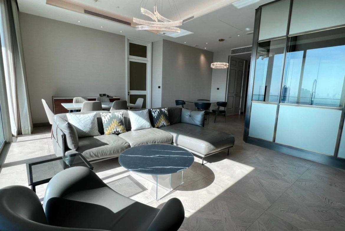 2BR 2BA 151.7sqm Condo for Rent at The Residences at Mandarin near BTS Krung Thon Buri – 250,000 THB/month