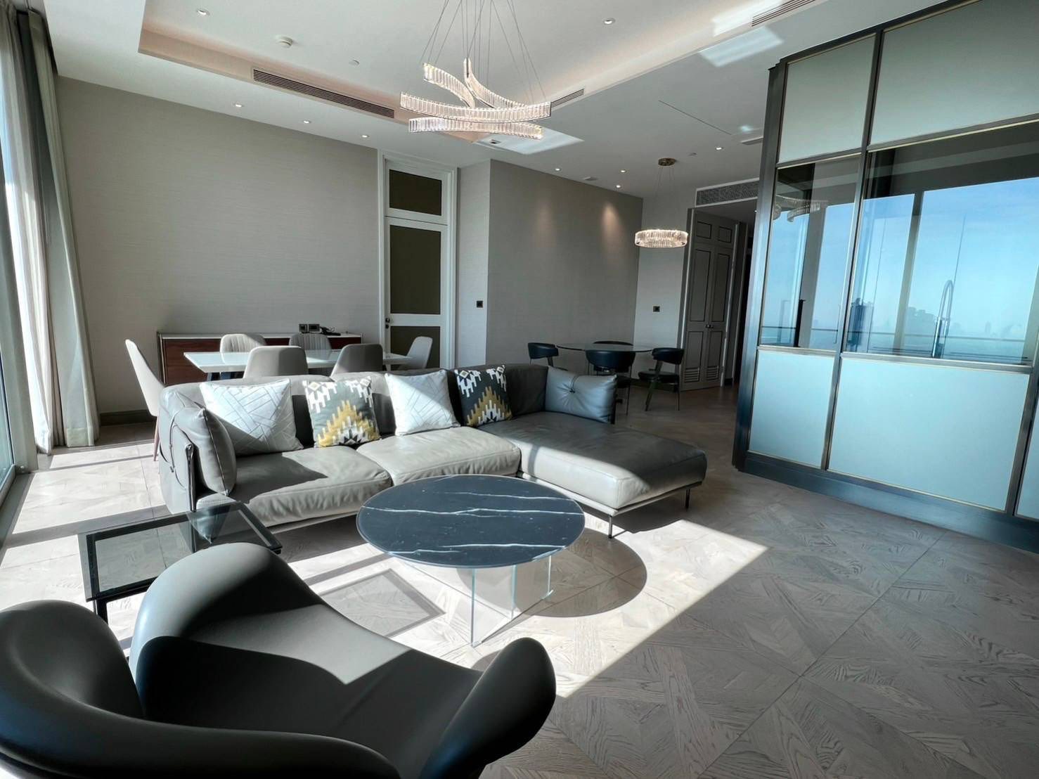 2BR 2BA 151.7sqm Condo for Rent at The Residences at Mandarin near BTS Krung Thon Buri – 250,000 THB/month