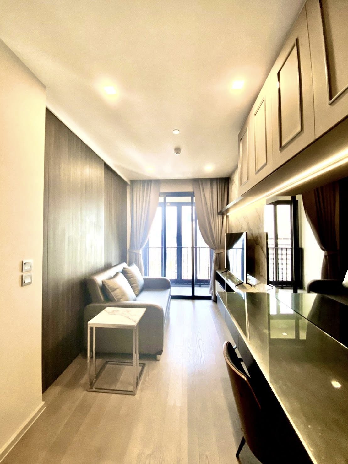 1-Bed, 1-Bath, 35 sqm, Ashton Asoke Condo, for Rent, 35K THB, Next to Sukhumvit MRT
