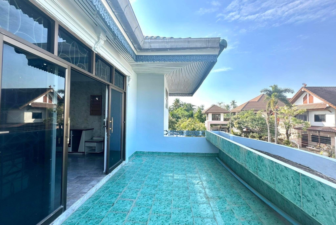 7-Bed 5-Bath 900 sqm House for Rent 90K THB at Borommaratchachonnani, Near BTS Bang Wa