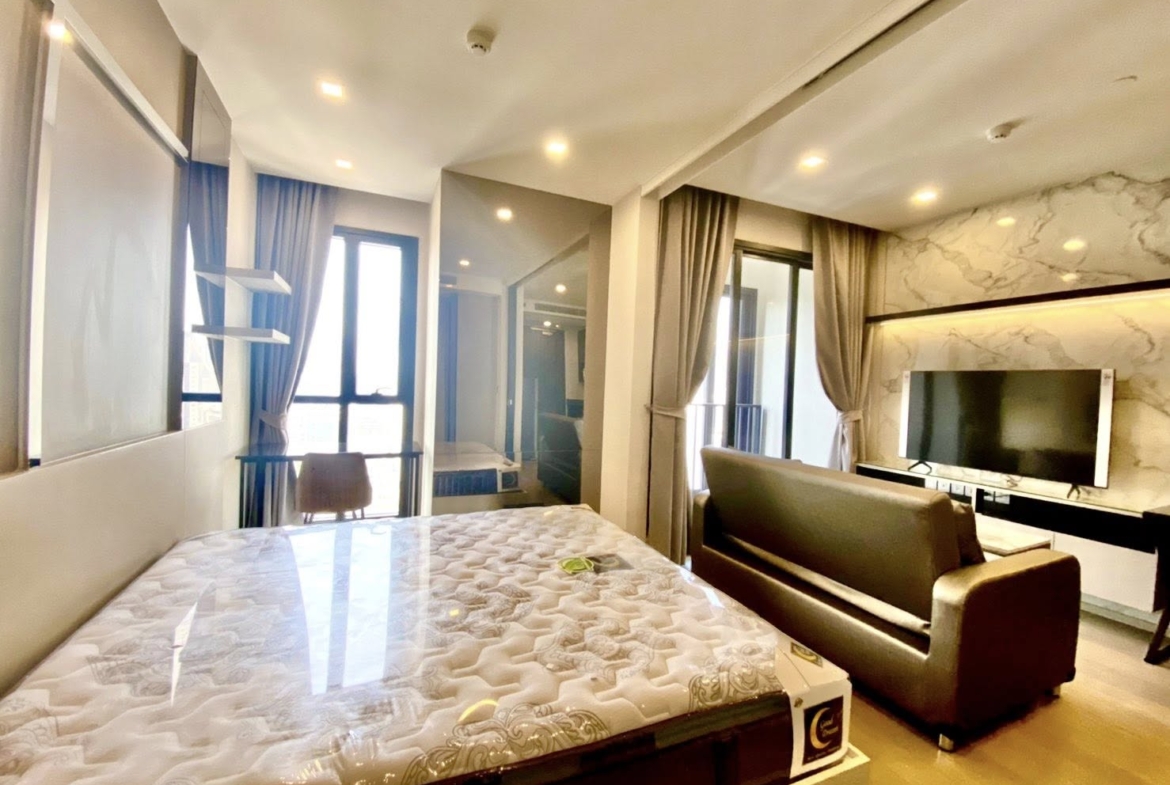 1-Bed, 1-Bath, 35 sqm, Ashton Asoke Condo, for Rent, 35K THB, Next to Sukhumvit MRT