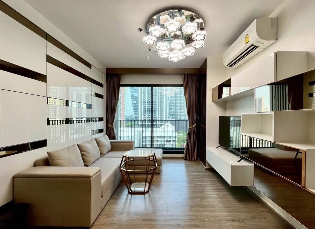 2-Bed 2-Bath 80 sqm Rhythm Ekkamai Condo near Ekkamai BTS for Rent 80K THB