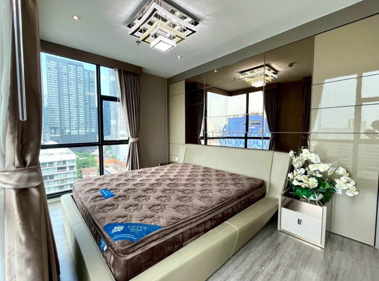 2-Bed 2-Bath 80 sqm Rhythm Ekkamai Condo near Ekkamai BTS for Rent 80K THB