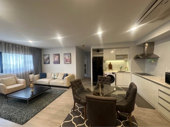 2-Bed 2-Bath 98 sqm Condo at Somkid Place Near BTS Chidlom for Rent 40,000 THB
