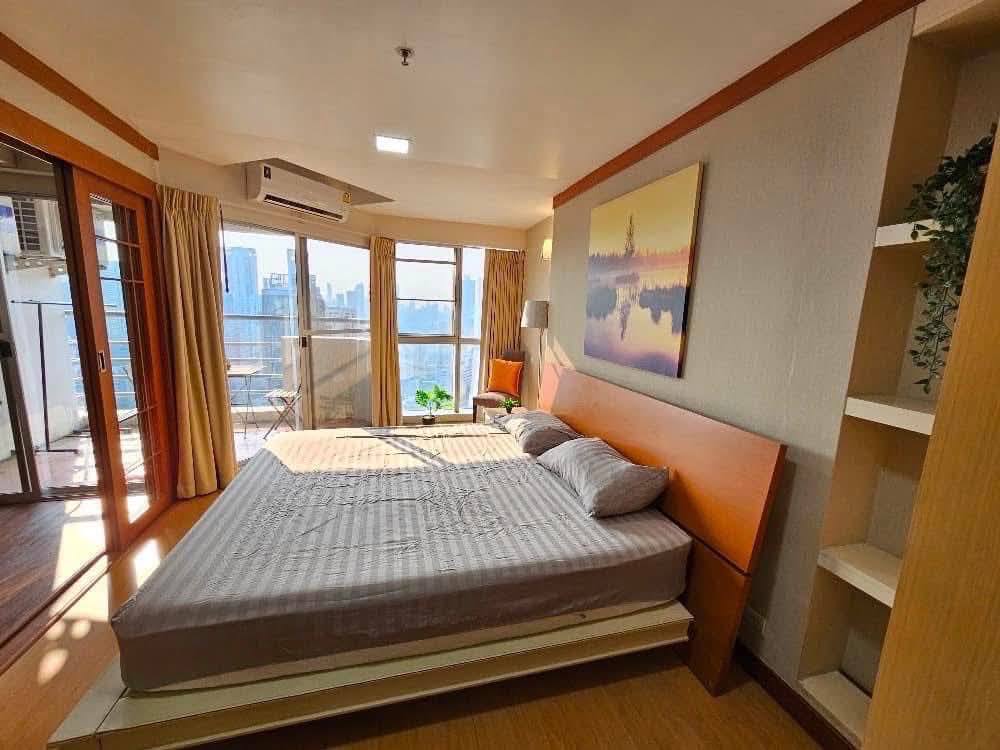 1BR 1BA 52sqm Condo for Rent 27,000 THB at Waterford Diamond near BTS Phrom Phong