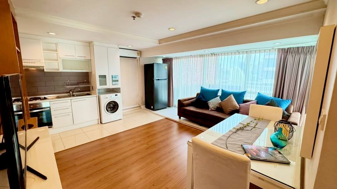 2-Bed 1-Bath 100 sqm Condo at Grand Park View Asok Near MRT Sukhumvit – Rent 45K THB / Sale 15M THB