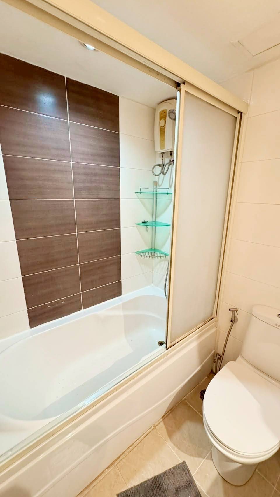 2-Bed 1-Bath 100 sqm Condo at Grand Park View Asok Near MRT Sukhumvit – Rent 45K THB / Sale 15M THB