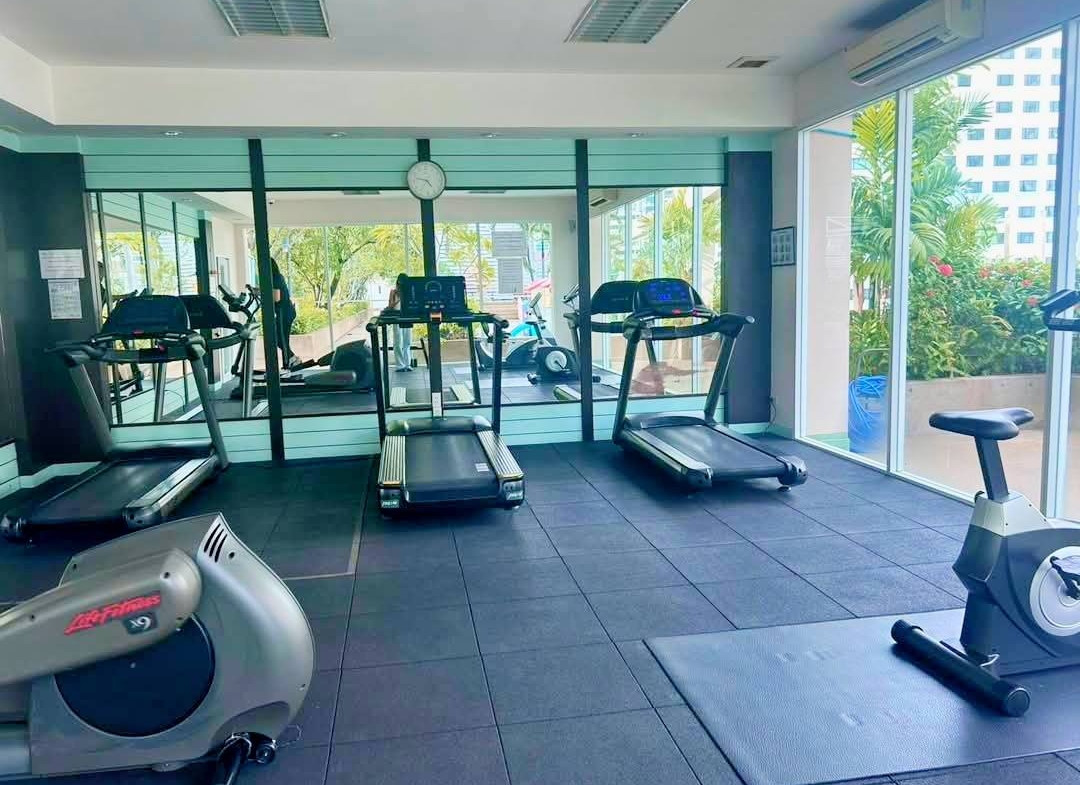 2-Bed 1-Bath 100 sqm Condo at Grand Park View Asok Near MRT Sukhumvit – Rent 45K THB / Sale 15M THB