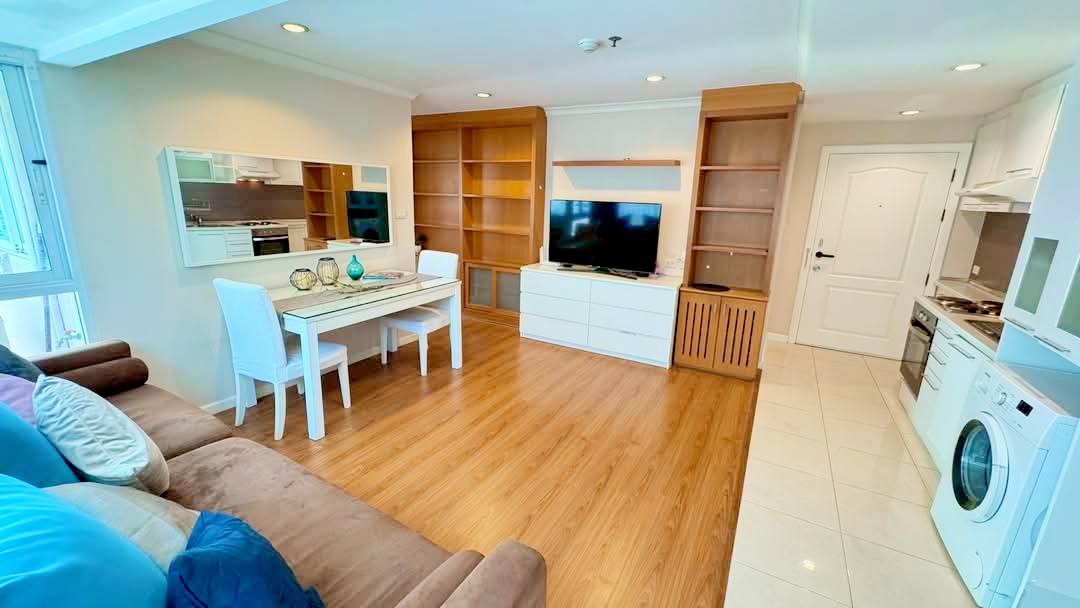 2-Bed 1-Bath 100 sqm Condo at Grand Park View Asok Near MRT Sukhumvit – Rent 45K THB / Sale 15M THB