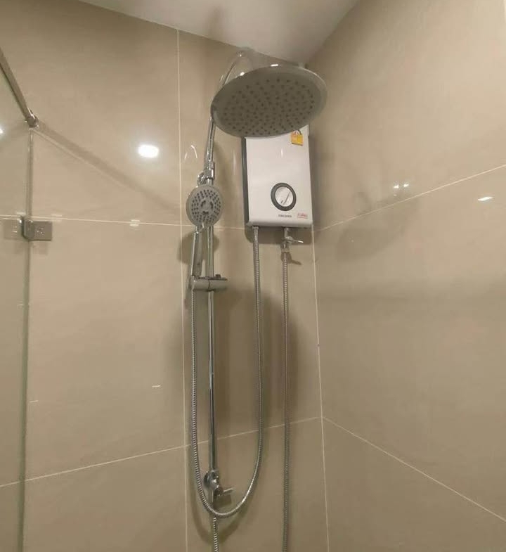 2-Bed 2-Bath 98 sqm Condo at Somkid Place Near BTS Chidlom for Rent 40,000 THB