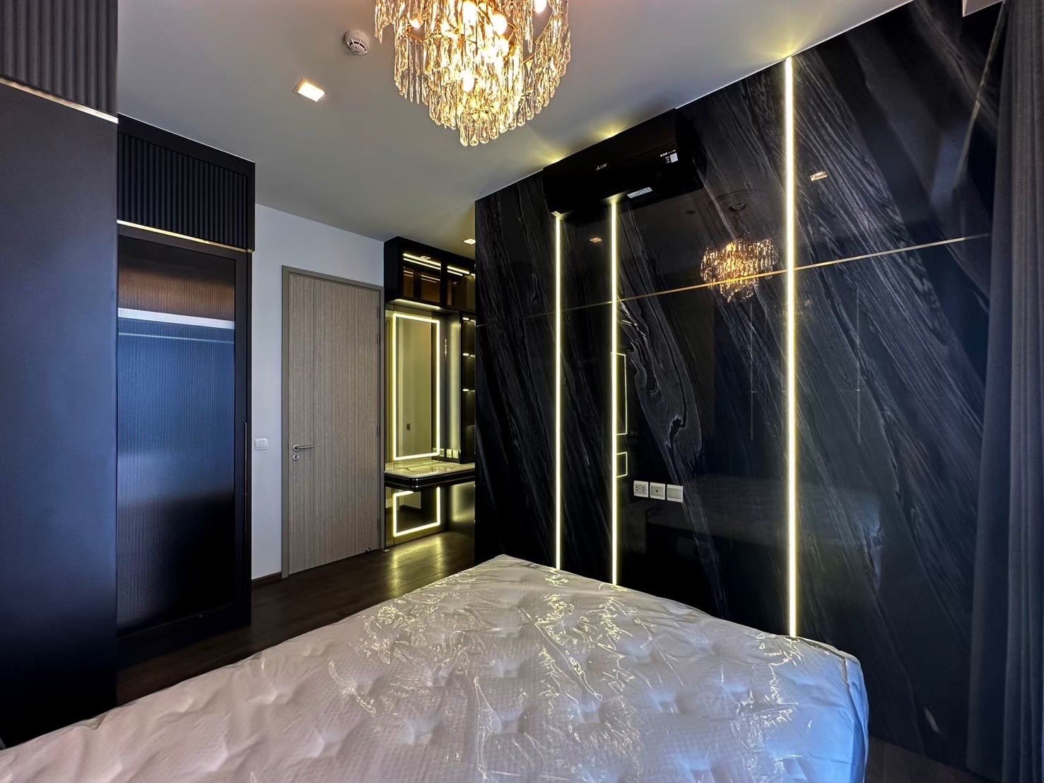 2-Bed 2-Bath 69sqm Condo for Rent at The Address Siam-Ratchathewi Near BTS Ratchathewi – 79,000 THB/Month