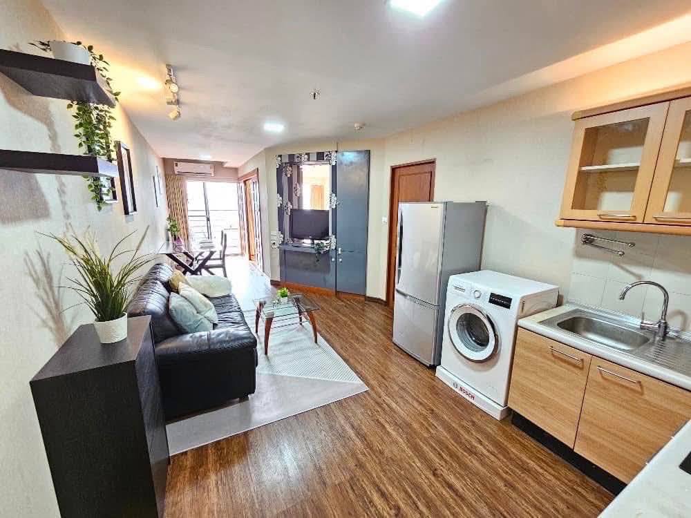 1BR 1BA 52sqm Condo for Rent 27,000 THB at Waterford Diamond near BTS Phrom Phong