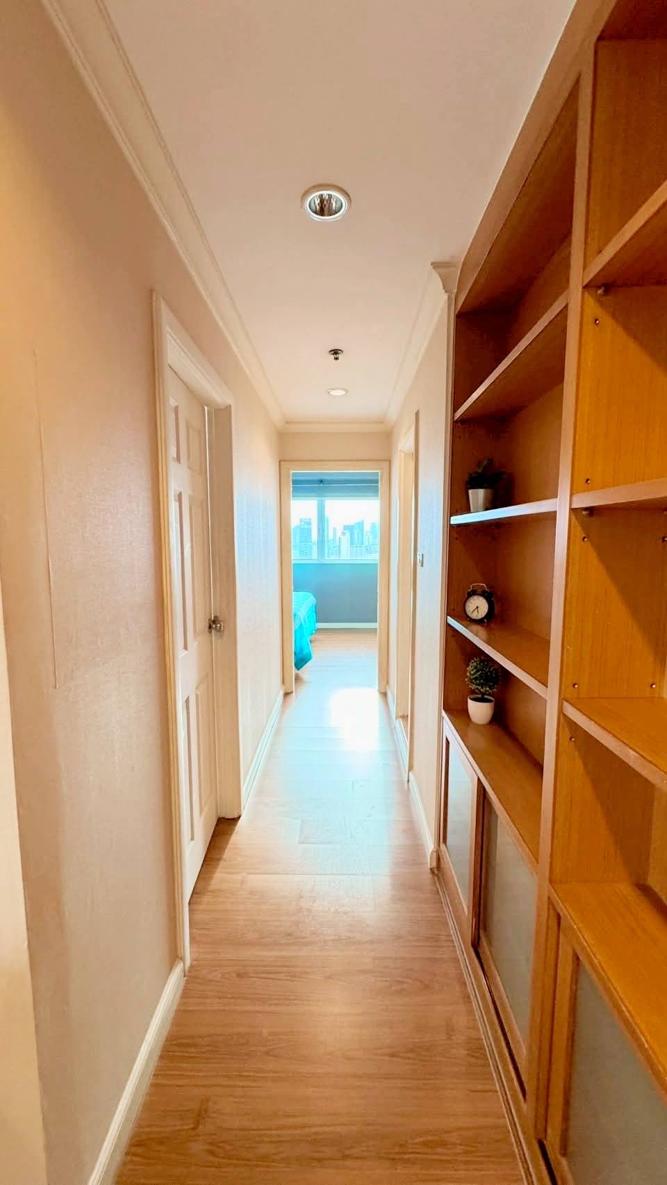 2-Bed 1-Bath 100 sqm Condo at Grand Park View Asok Near MRT Sukhumvit – Rent 45K THB / Sale 15M THB
