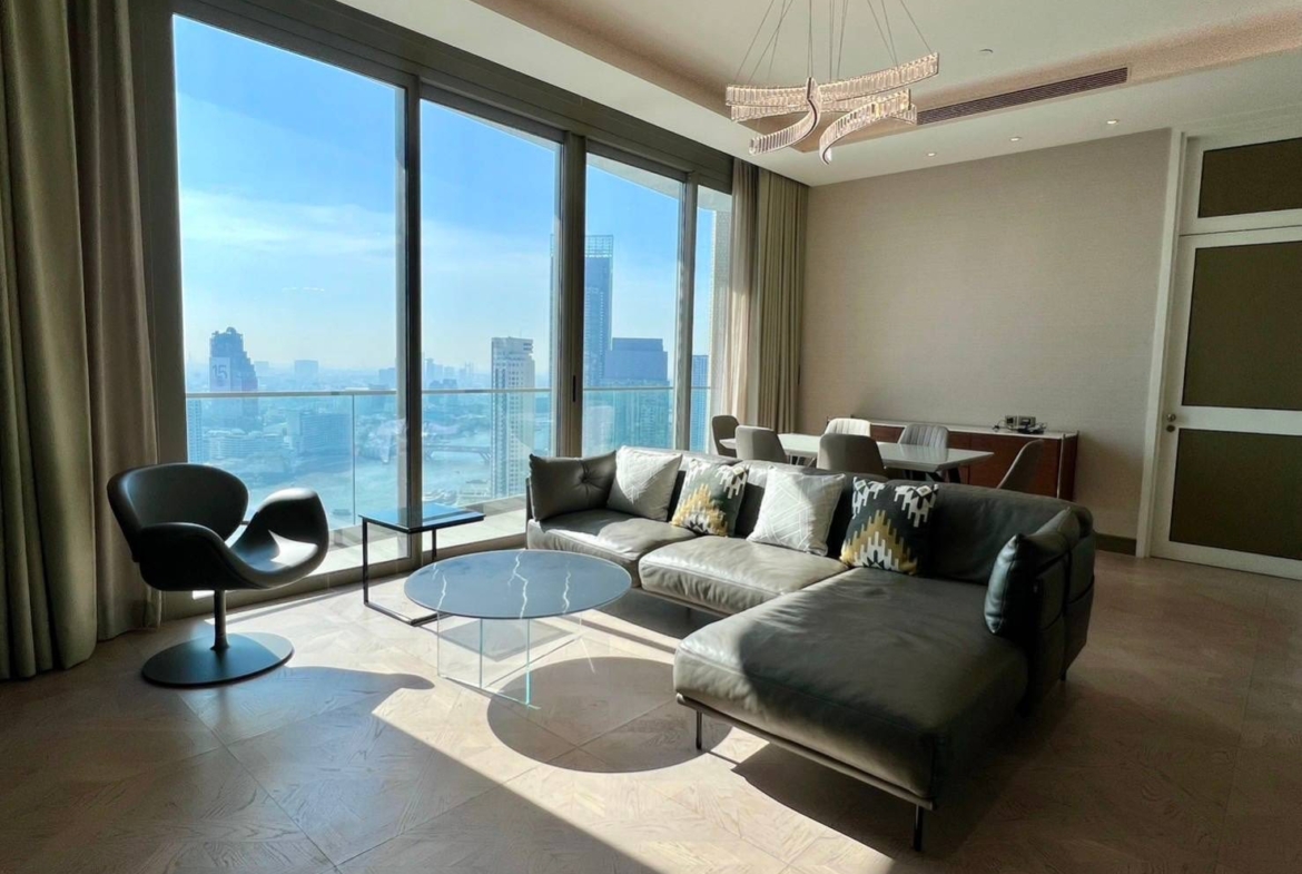 2BR 2BA 151.7sqm Condo for Rent at The Residences at Mandarin near BTS Krung Thon Buri – 250,000 THB/month