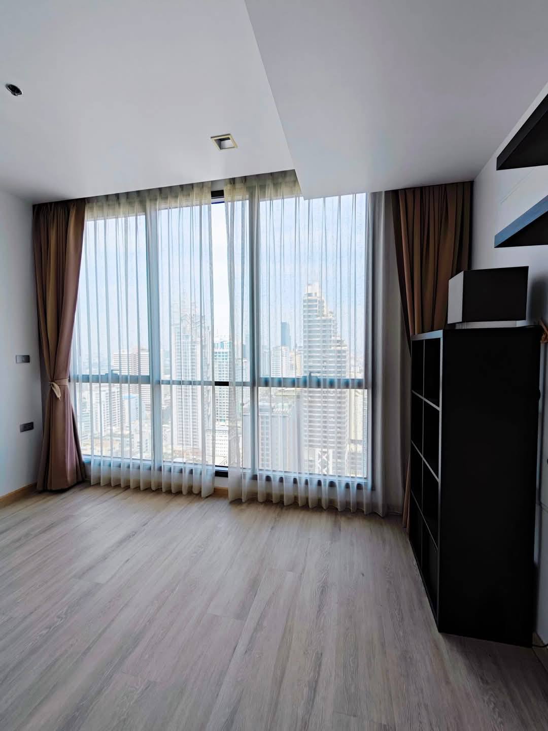 2-Bed 2-Bath 84sqm Condo at Hyde Sukhumvit 13 Near BTS Nana/Asoke – Rent 60K THB / Sale 17.5M THB