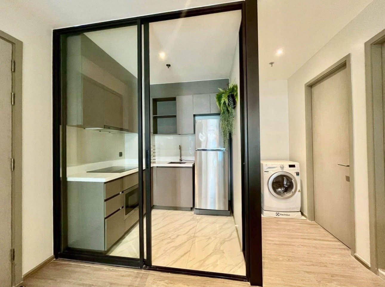 2-Bed 2-Bath 80 sqm Rhythm Ekkamai Condo near Ekkamai BTS for Rent 80K THB