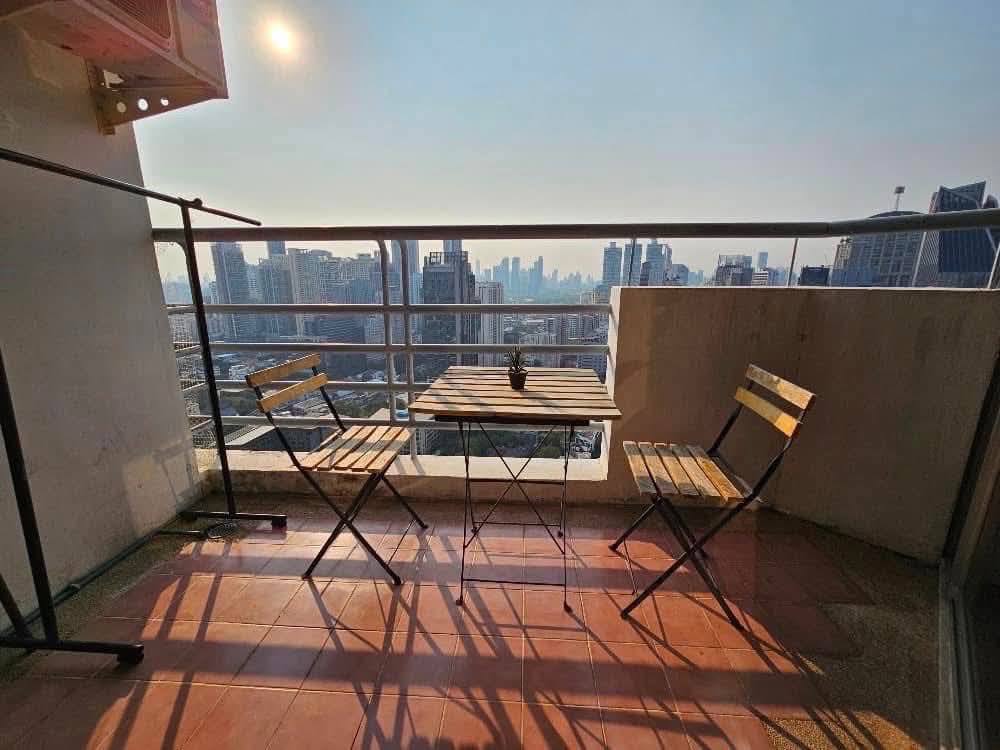 1BR 1BA 52sqm Condo for Rent 27,000 THB at Waterford Diamond near BTS Phrom Phong