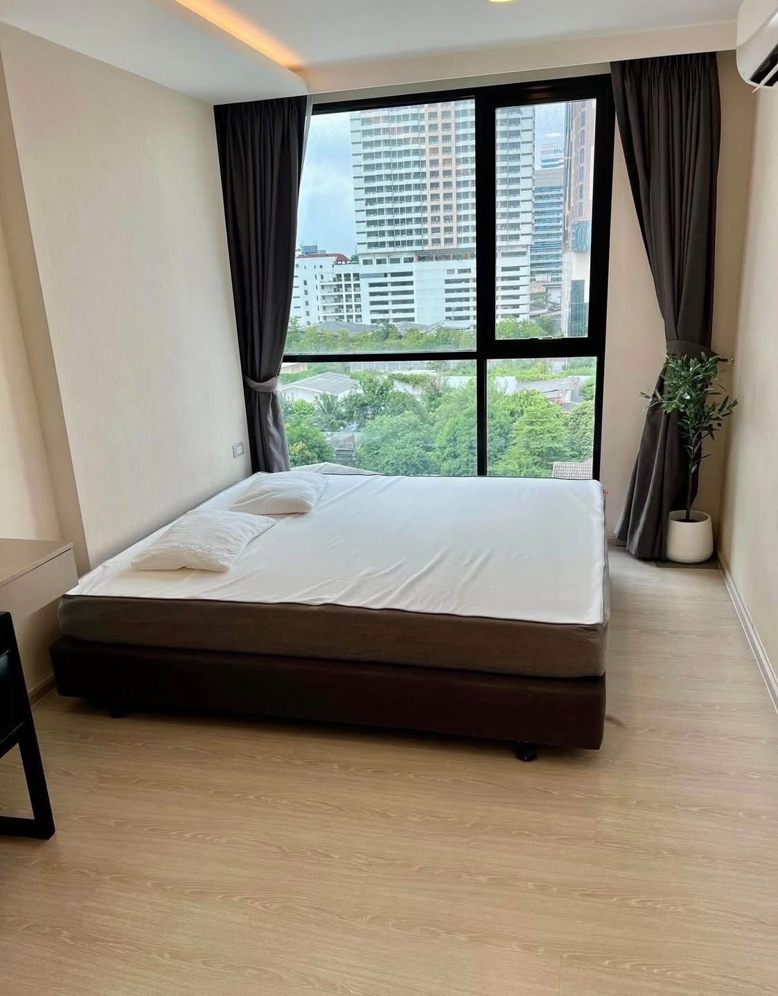 2-Bed 2-Bath 59 sqm Condo for Rent 31K THB at Vtara Sukhumvit 36 Near BTS Thonglor