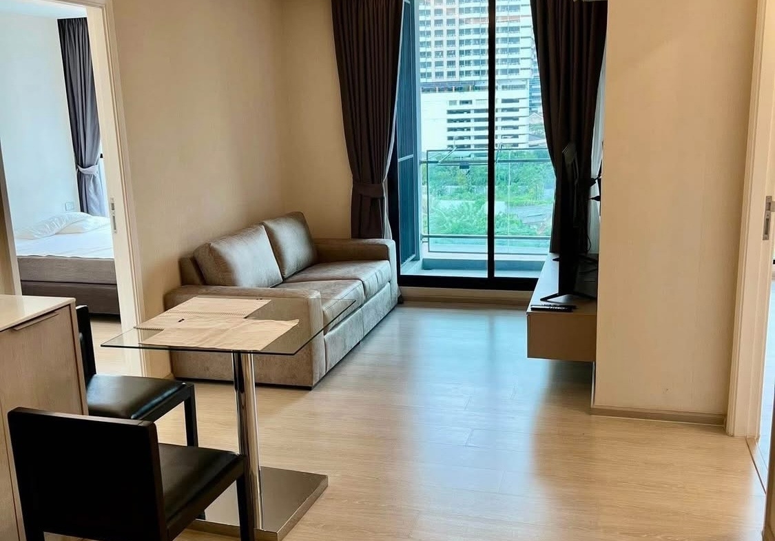 2-Bed 2-Bath 59 sqm Condo for Rent 31K THB at Vtara Sukhumvit 36 Near BTS Thonglor
