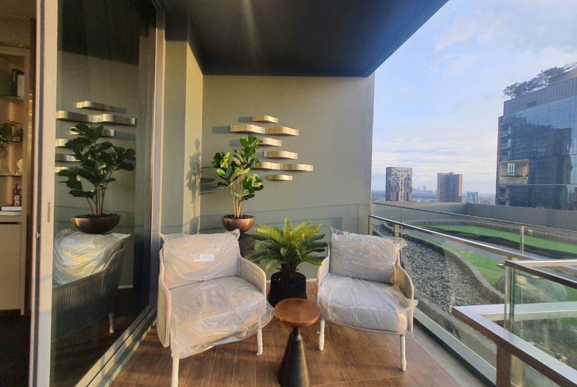 3BR, 3BTH Condo, 145 SQ.M, 200,000 THB/Month, LAVIQ Sukhumvit 57, Near BTS Thong Lo, For Rent