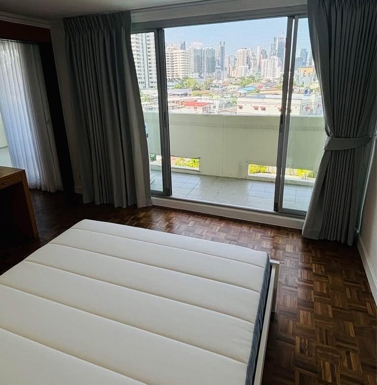 1BR, 1BTH Condo, 60 SQ.M, ฿5,400,000, Baan Sukhumvit, 800m to BTS Thong Lo, For Sale