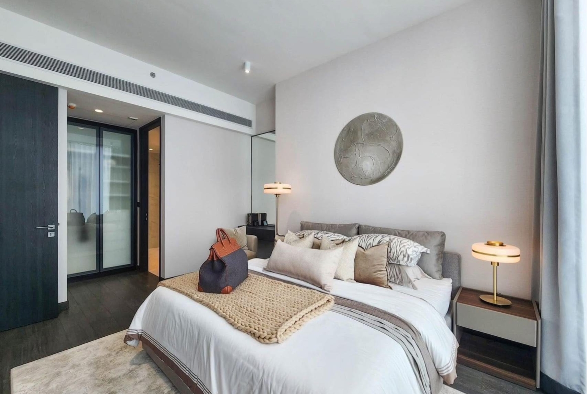 2BR, 3BTH Condo, 135 SQ.M, ฿165,000/Month, Tait Sathorn 12, 200m to BTS Saint Louis, For Rent