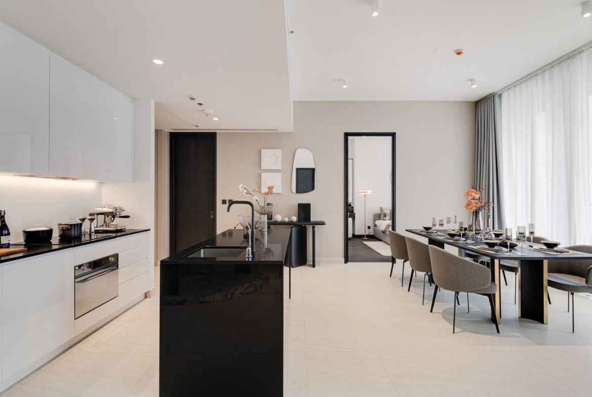 2BR, 3BTH Condo, 135 SQ.M, ฿165,000/Month, Tait Sathorn 12, 200m to BTS Saint Louis, For Rent