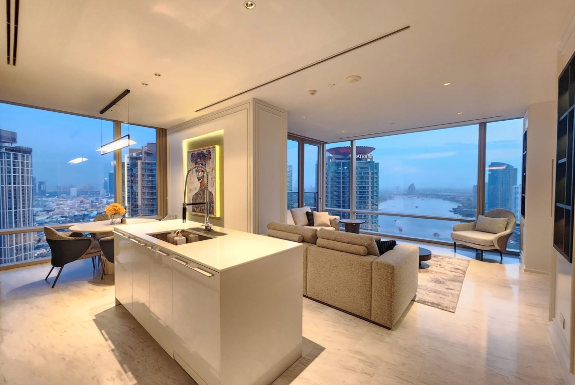 2-Bed 3-Bath 117 sqm Four Seasons Condo Near BTS Saphan Taksin for Sale 49.5M THB