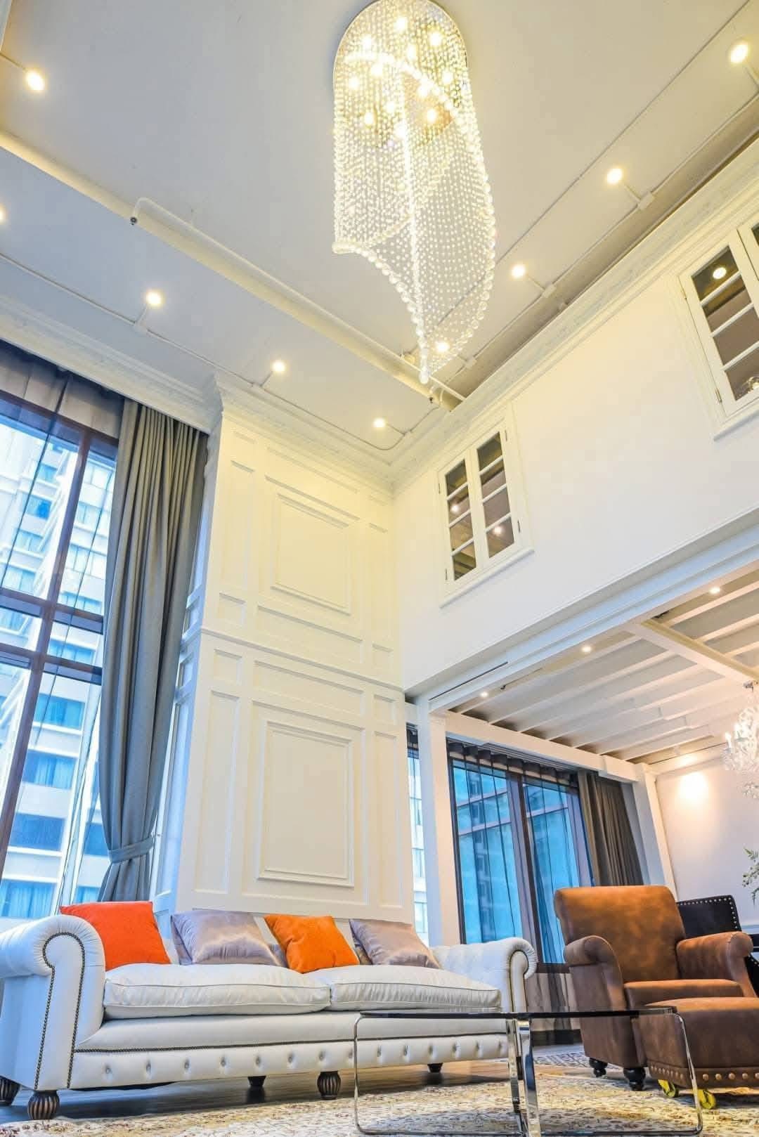 3-Bed 3-Bath 169 sqm Condo at The Emporio Place Near BTS Phrom Phong | Rent 120K THB / Sale 35.5M THB