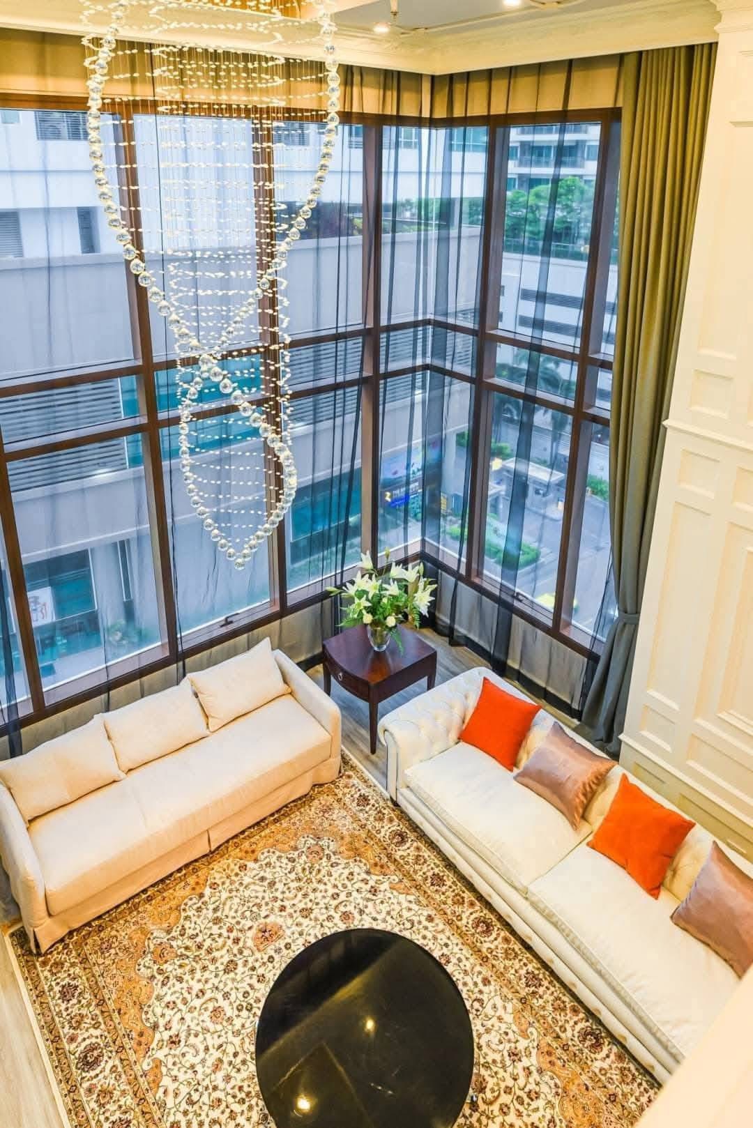 3-Bed 3-Bath 169 sqm Condo at The Emporio Place Near BTS Phrom Phong | Rent 120K THB / Sale 35.5M THB