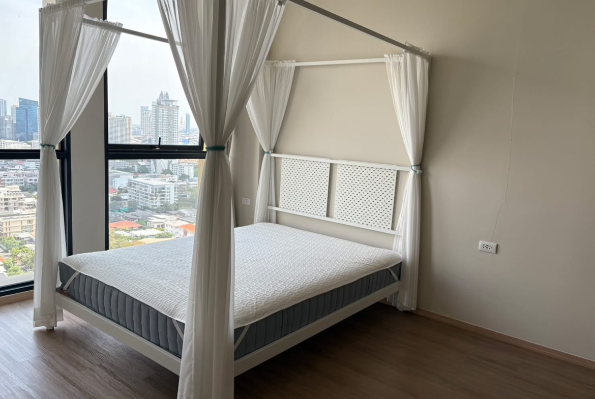 3-Bed 2-Bath 127 sqm Condo at The Issara Sathorn near BTS Chong Nonsi for Sale 30M THB