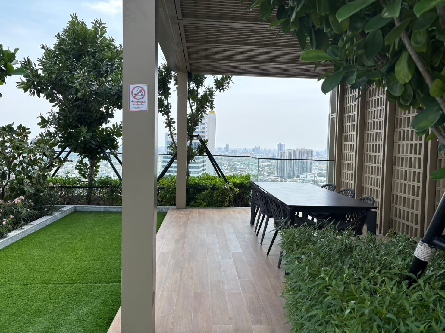 3-Bed 2-Bath 127 sqm Condo at The Issara Sathorn near BTS Chong Nonsi for Sale 30M THB