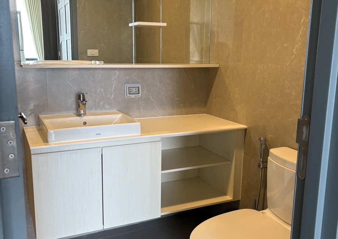 3-Bed 2-Bath 127 sqm Condo at The Issara Sathorn near BTS Chong Nonsi for Sale 30M THB