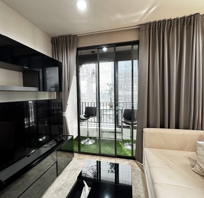 2-Bed 1-Bath 50.5 sqm Condo for Rent at Ideo Q Ratchathewi Near BTS Ratchathewi – 32,000 THB/Month