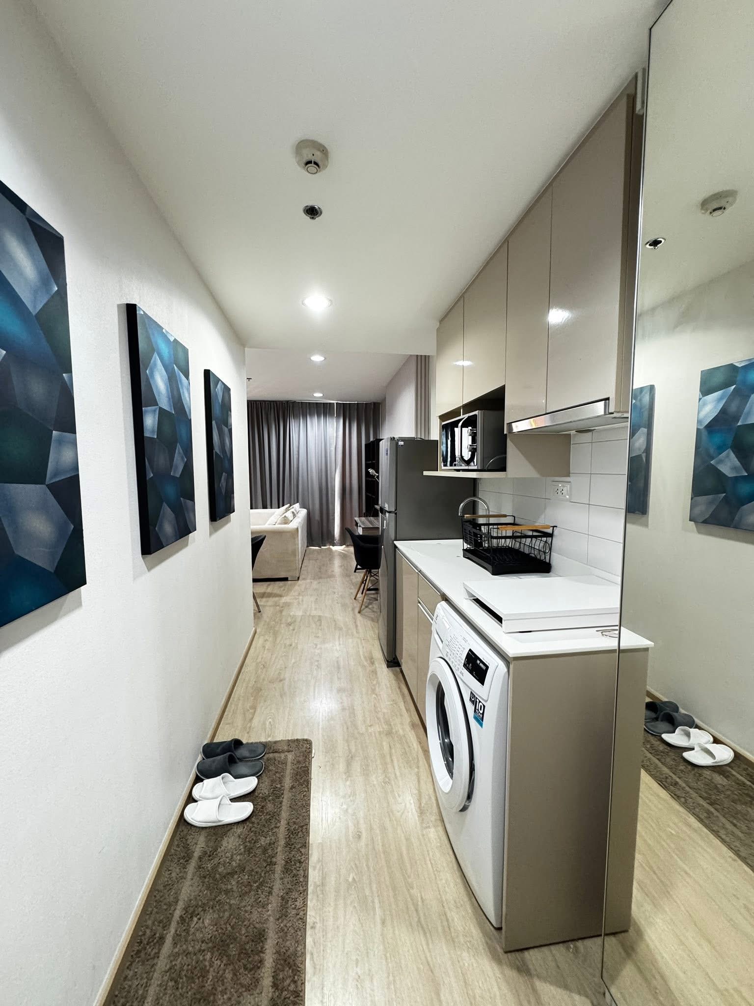 2-Bed 1-Bath 50.5 sqm Condo for Rent at Ideo Q Ratchathewi Near BTS Ratchathewi – 32,000 THB/Month