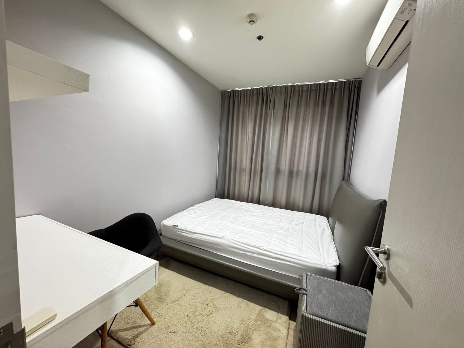 2-Bed 1-Bath 50.5 sqm Condo for Rent at Ideo Q Ratchathewi Near BTS Ratchathewi – 32,000 THB/Month