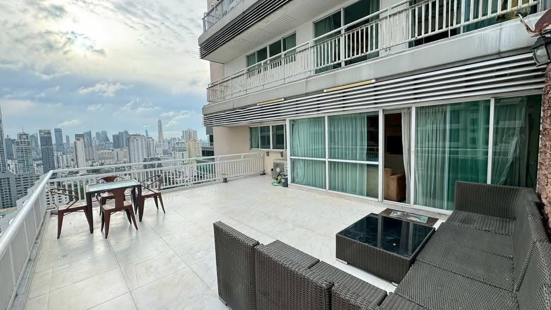 2-Bed 1-Bath 100 sqm Condo at Grand Park View Asok for Rent 45K THB Near BTS Asoke