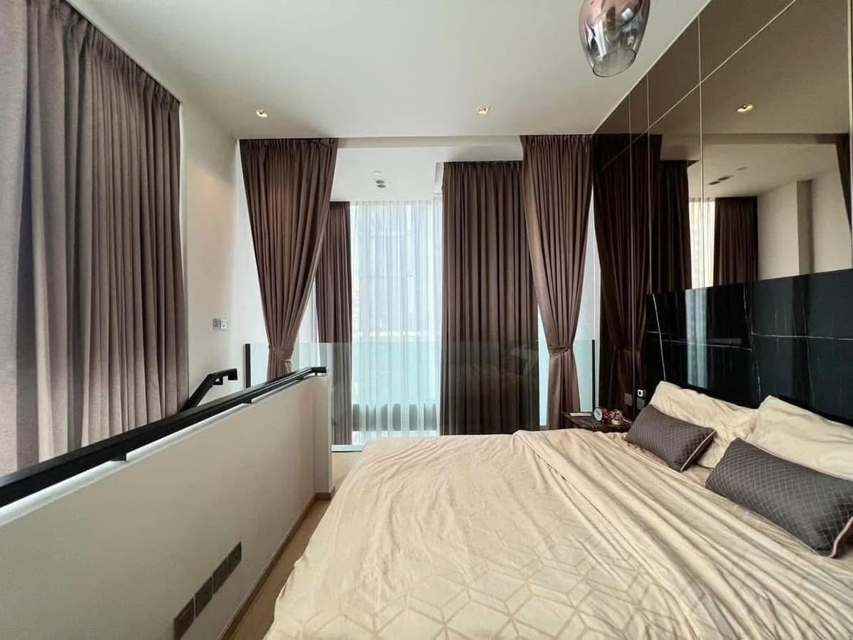 1-Bed 1-Bath Duplex Condo 51 sqm at 28 Chidlom near BTS Chidlom for Rent 55K THB